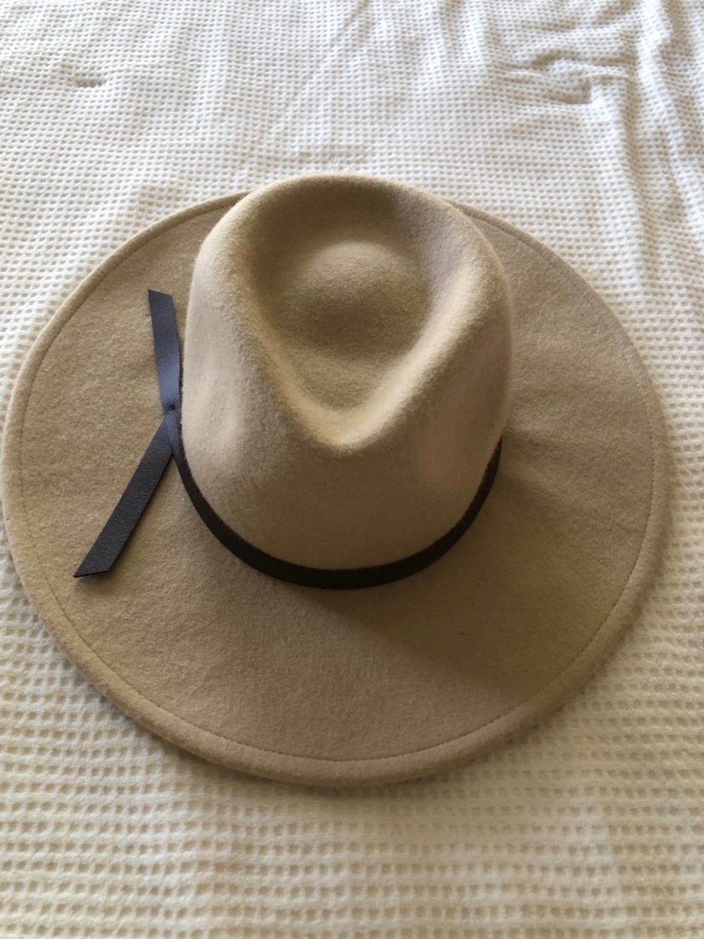 Lucky Brand Wool Wide Brim Fedora Hat Beige Tan Ranger Style Black Ribbon Band